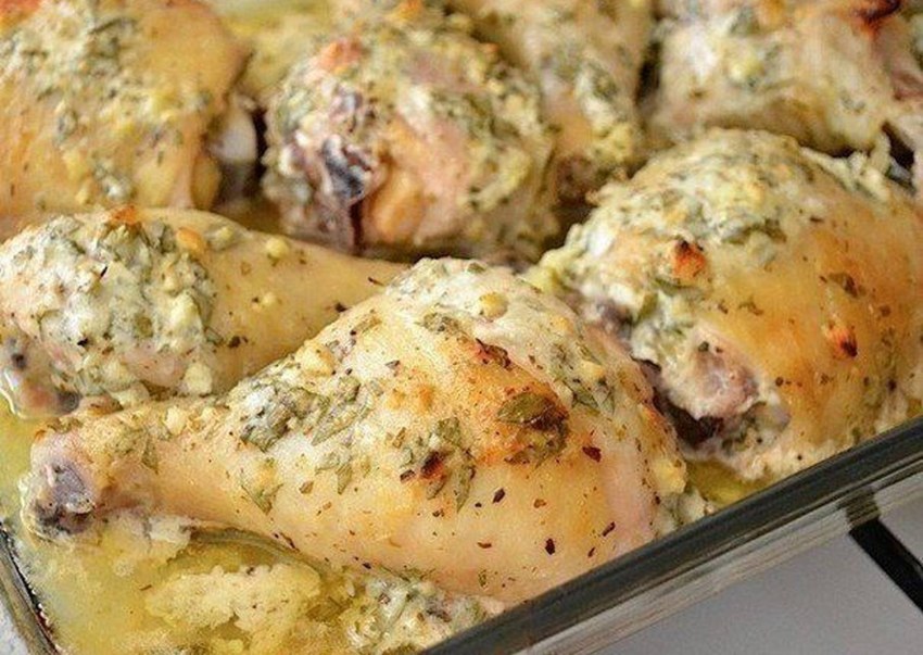 Курица в сливочном соусе в духовке