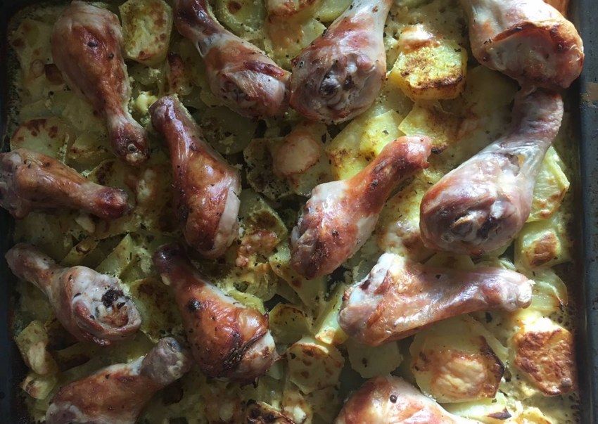 Куриная голень в сливках