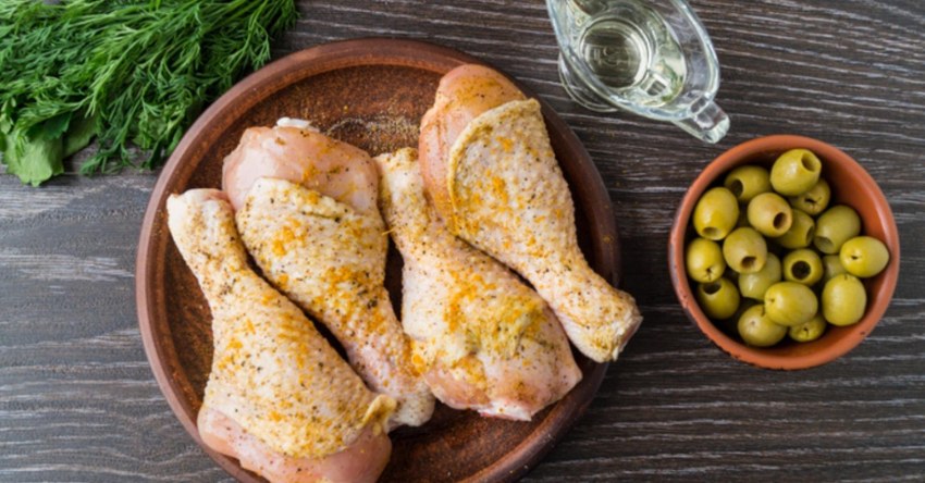 Курица в духовке с подливкой