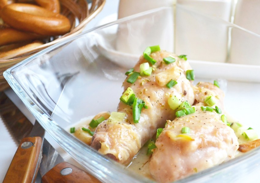 Куриные ножки в сметане в духовке