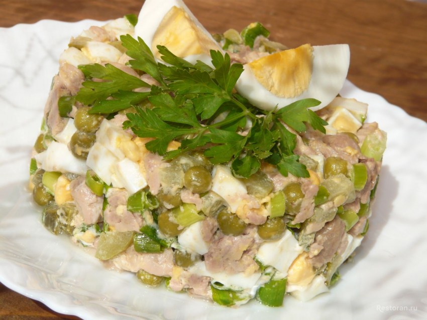 Картофельный салат с рыбой