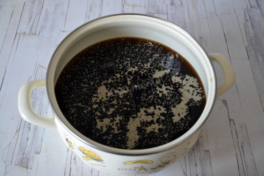 Квас с цикорием и сухими дрожжами