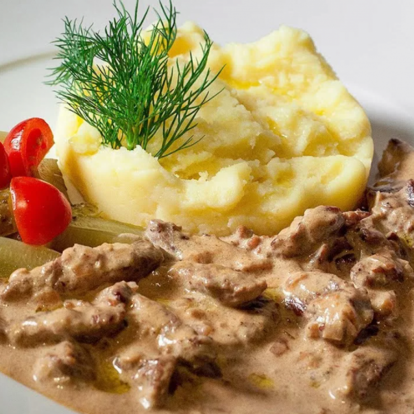 Строганов биф бефстроганов