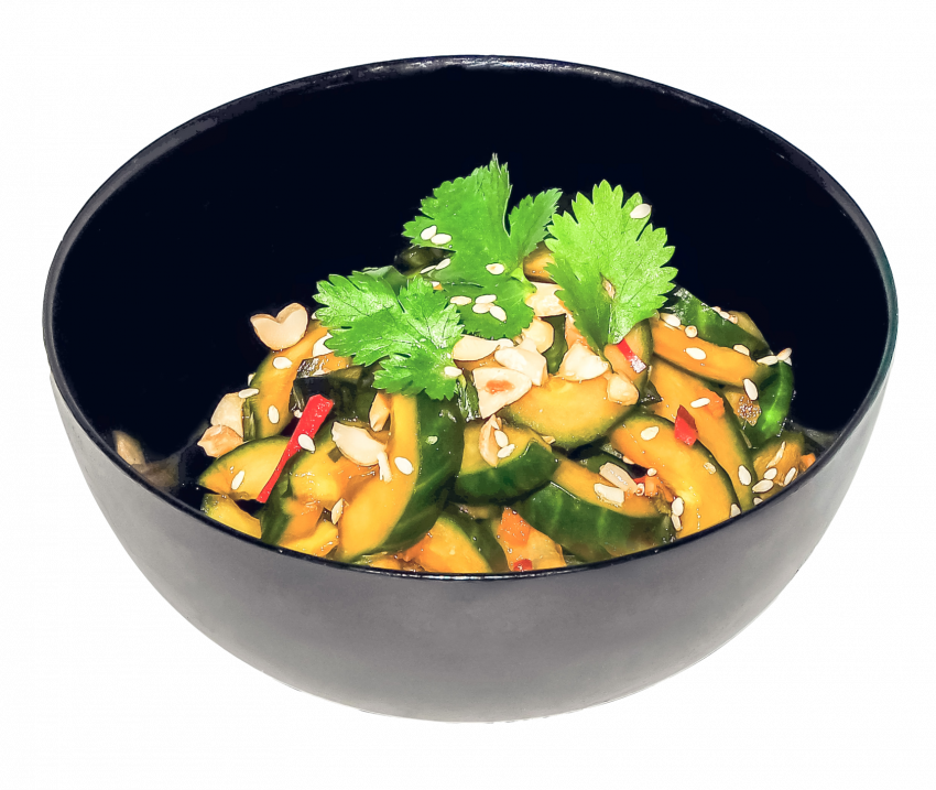 Битые огурцы с соевым соусом