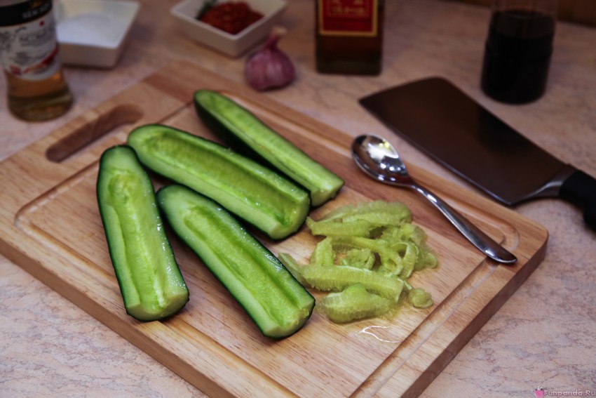 Битые огурцы паназиатской кухни