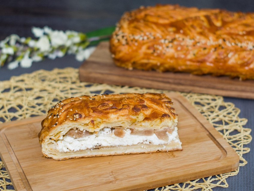 Плетенка с творогом