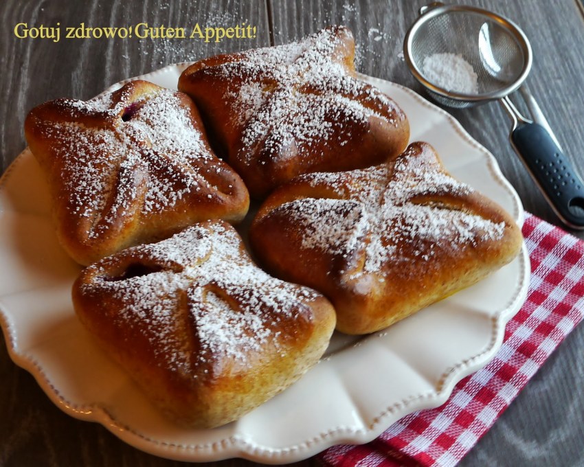 Пирог дрожжевой с крошкой