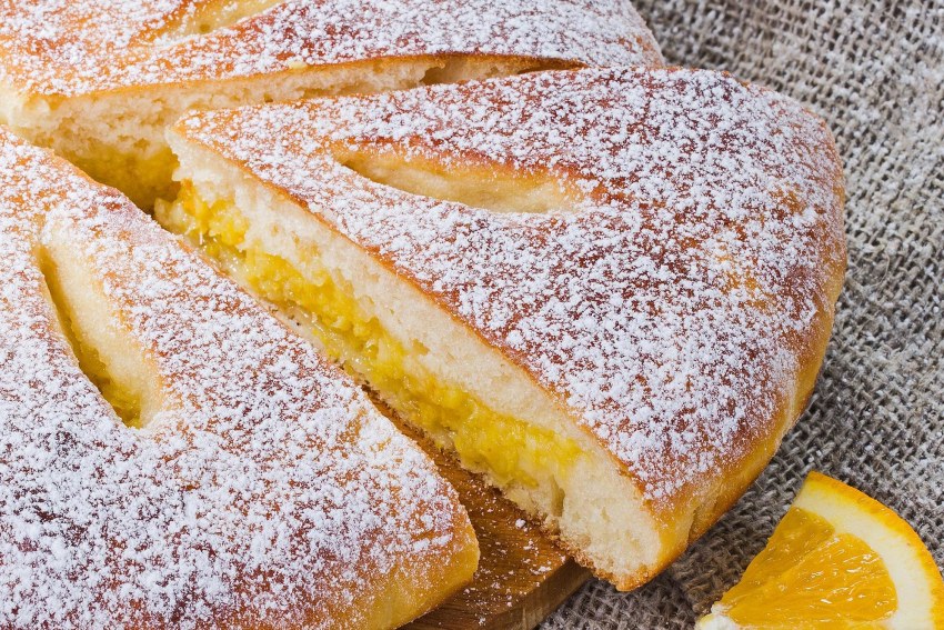 Пирог с творогом на заказ