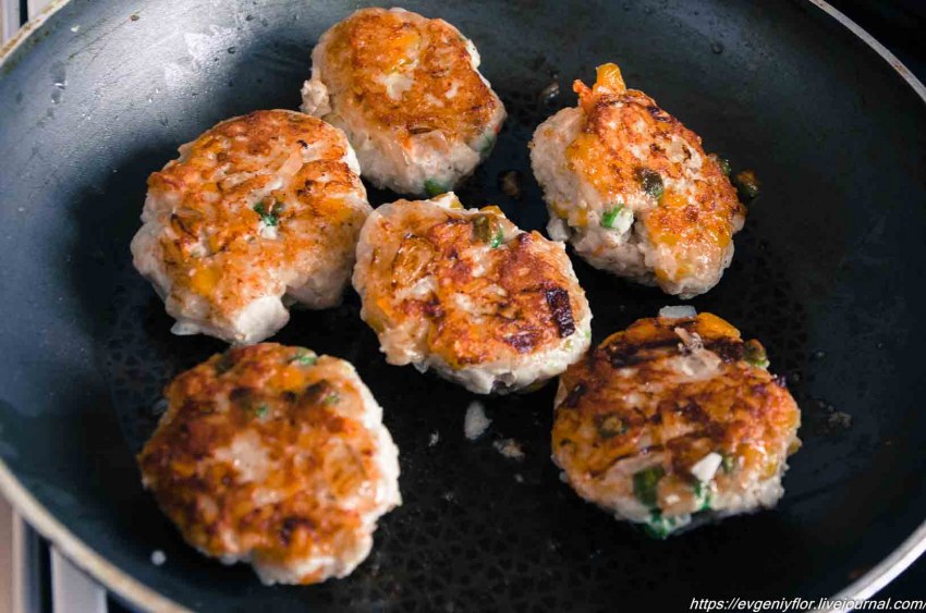 Котлеты рубленые из куриной грудки