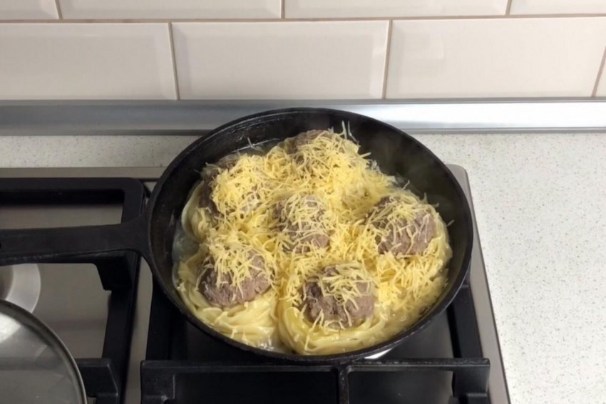 Капуста с фаршем в мультиварке