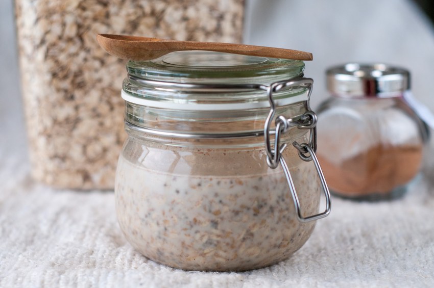 Ленивая овсянка в банке