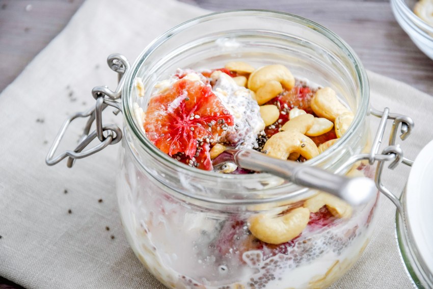 Овсянка в банке