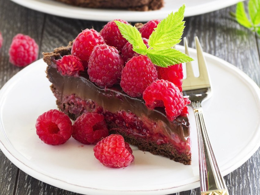 Ягодный десерт желе