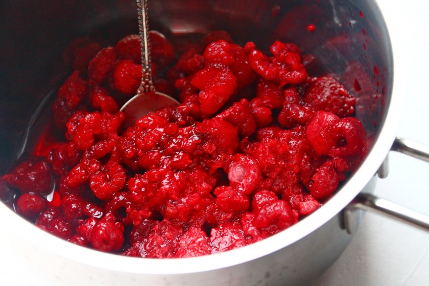 Смесь малины и клубники