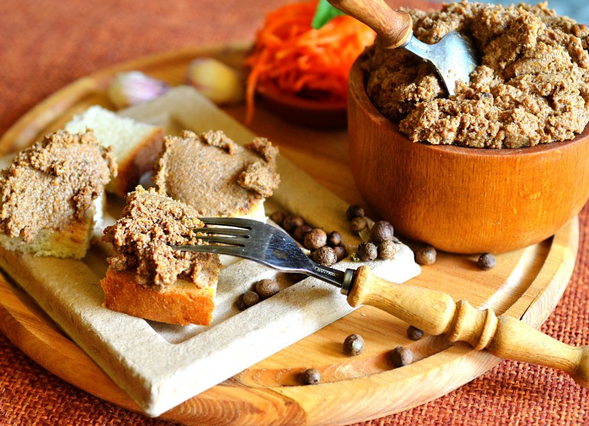 Печеночный паштет ,(куриной печени)