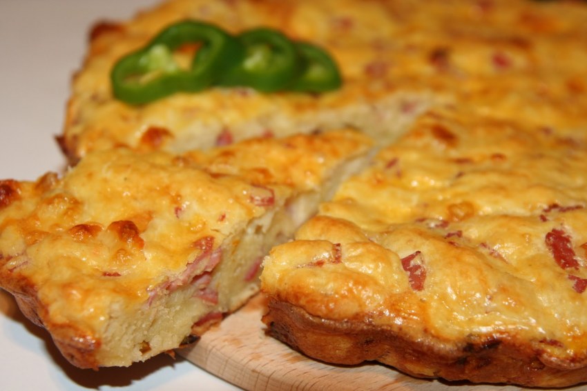 Мини пиццы из дрожжевого теста