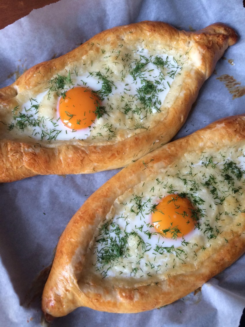 Хачапури по-аджарски