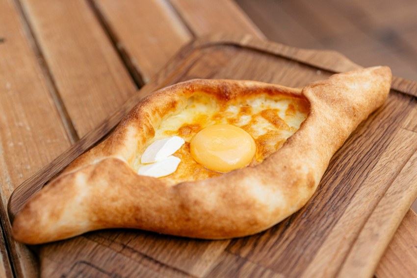 Хачапури с аджапсандалом