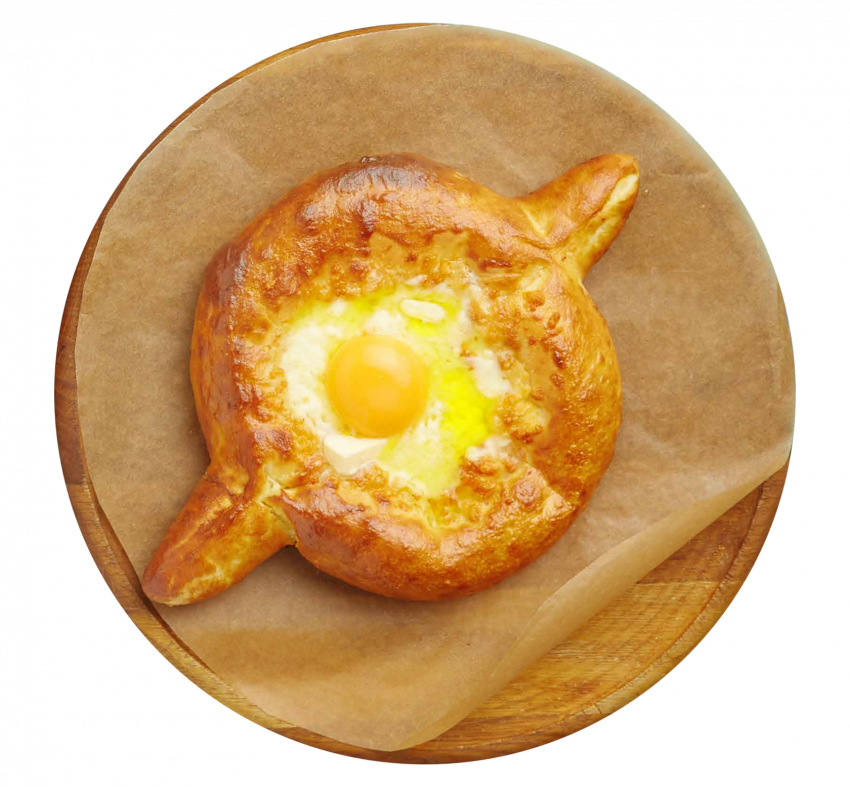 Хачапури по-аджарски с сыром сулугуни