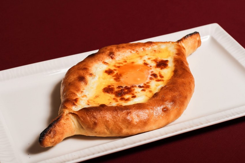 Хачапури по-аджарски