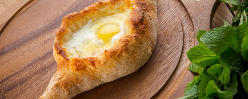 Хачапури по аджарски Чайхана