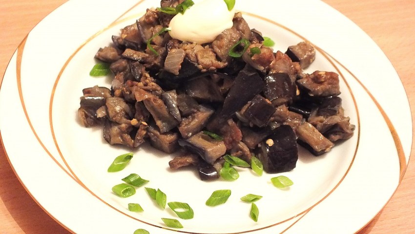 Башенки из баклажанов с помидорами