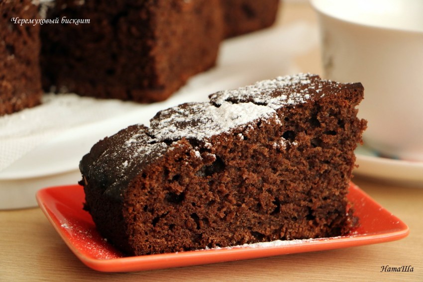 Пирожное черемуховое