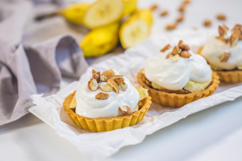 Домашние корзиночки со сгущенкой