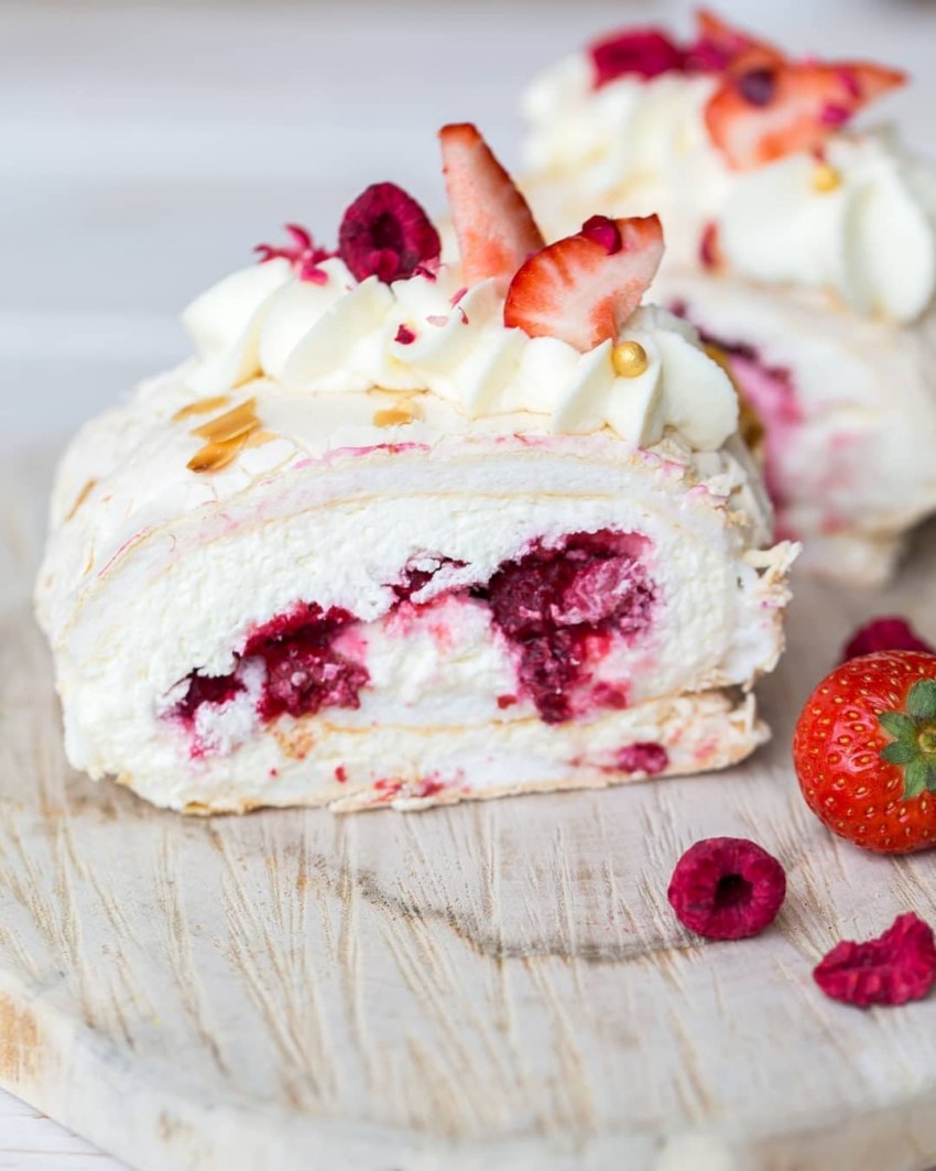 Alex Milano меренговый рулет