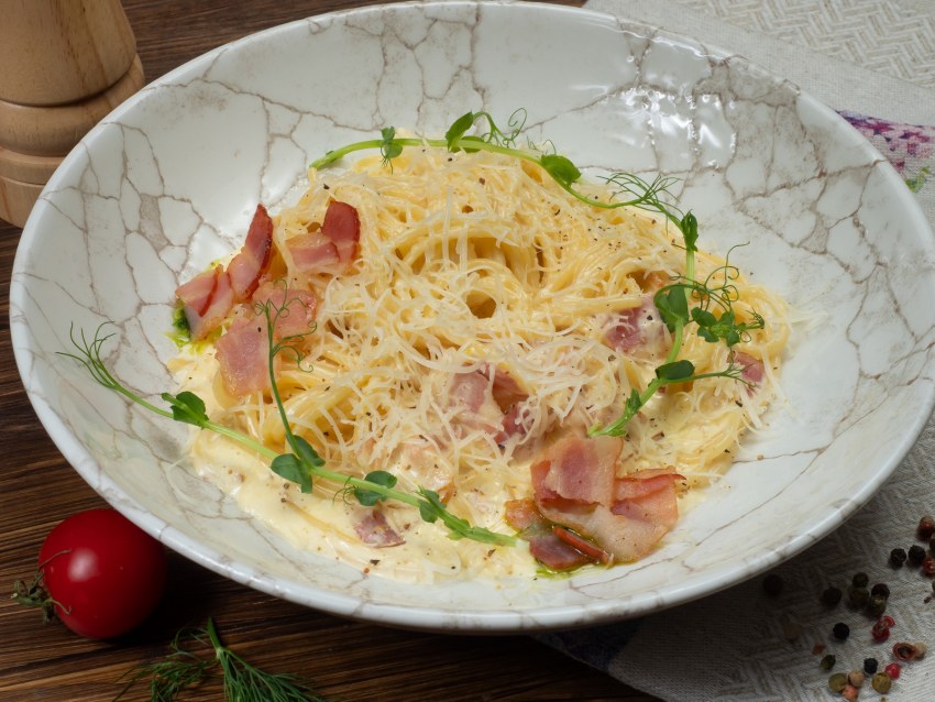 Паста карбонара тальятелле