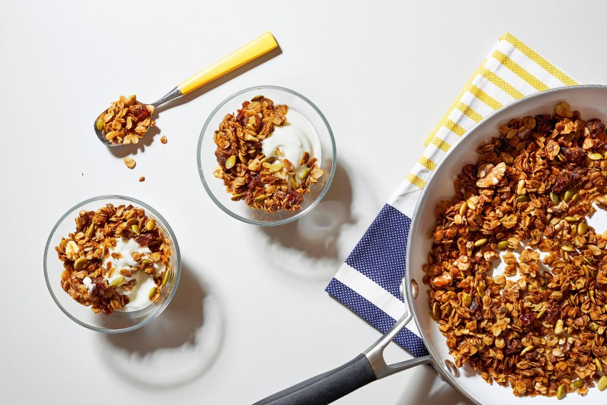 Гранола в поле