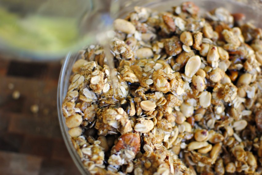 Sportsman eating Granola