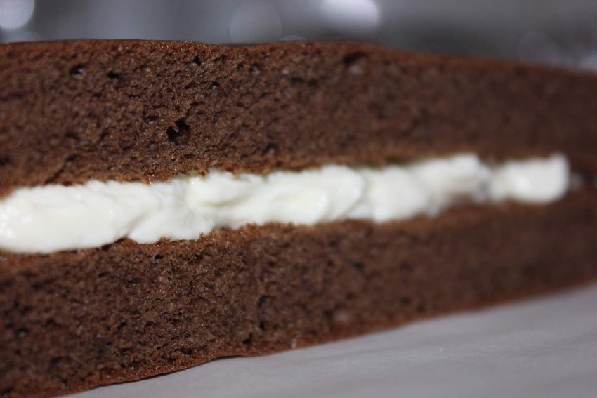 Пирожное молочный ломтик