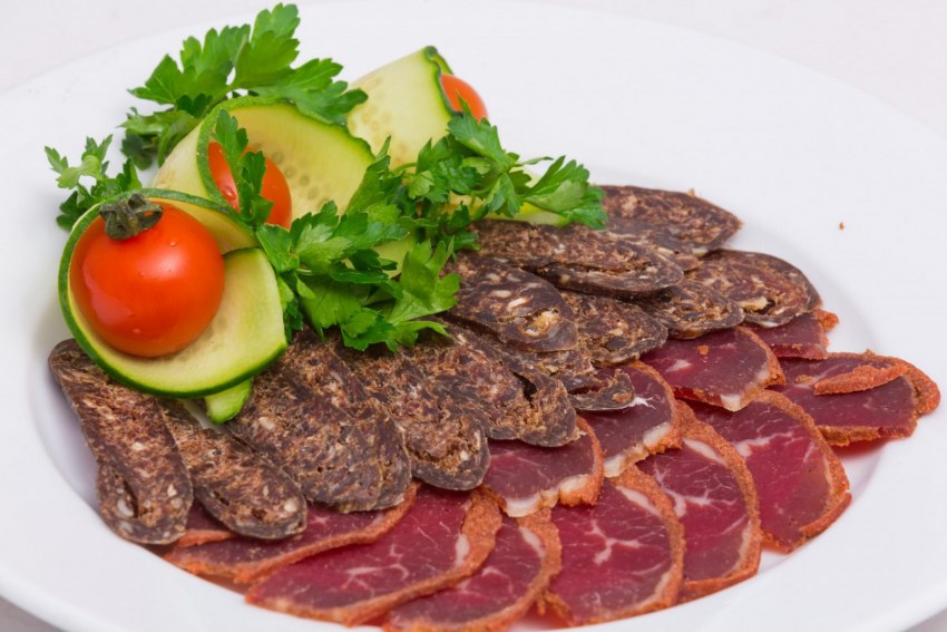 Бастурма суджук