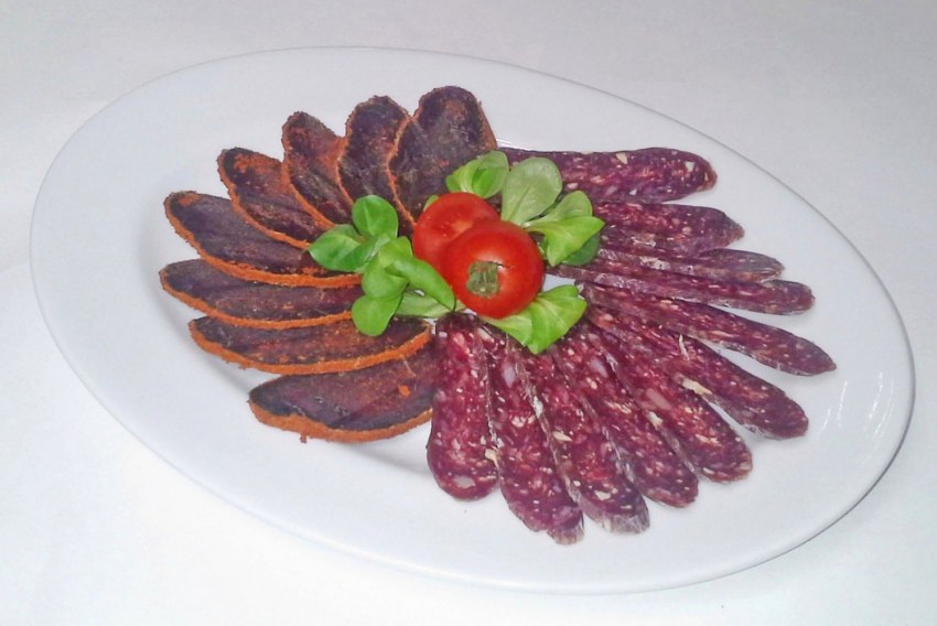 Бастурма суджук