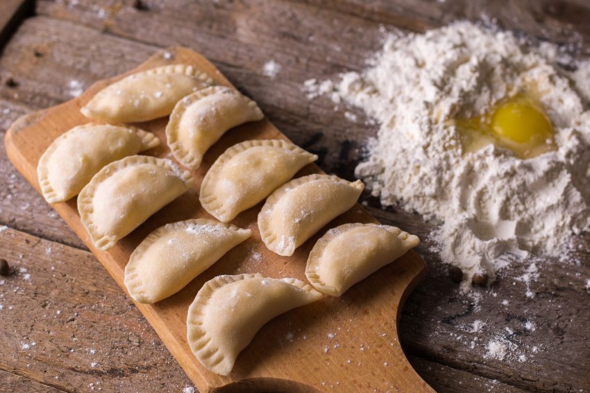 Вареники с капустой и мясом