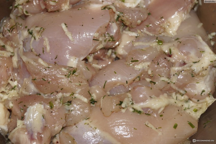 Курица в духовке кусочками