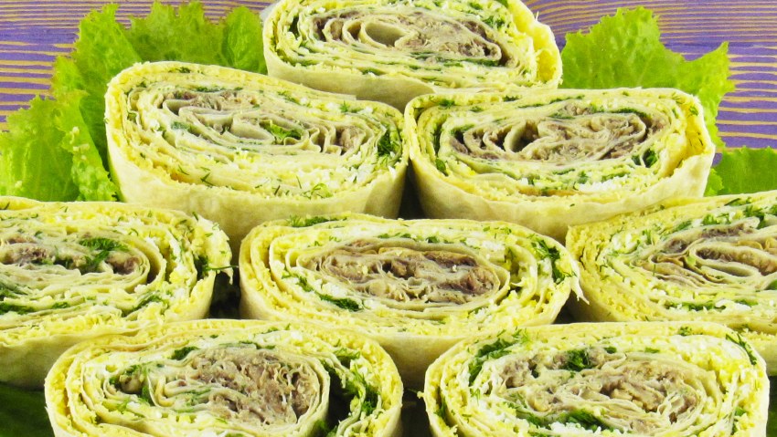 Закуски на праздничный из лаваша