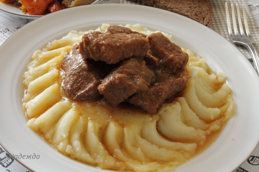 Курица по-еврейски с луком и содой