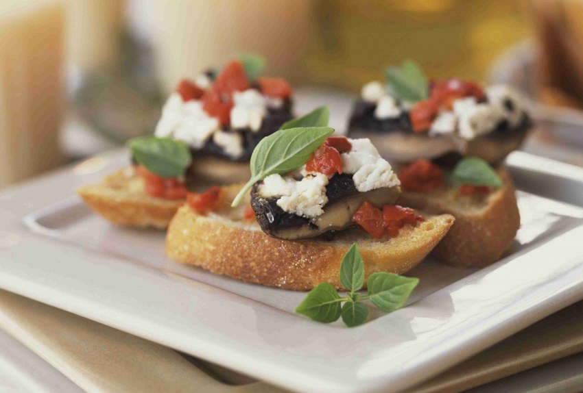 Брускетта с прошутто