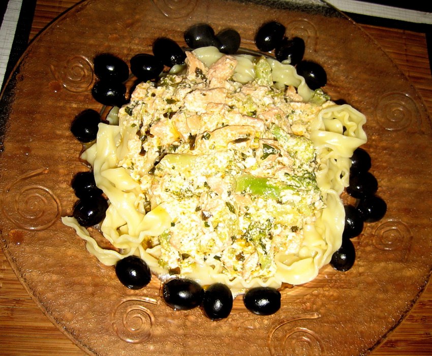 Паста фетучини с семгой