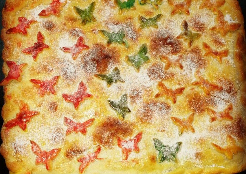 Вкусный мясной пирог