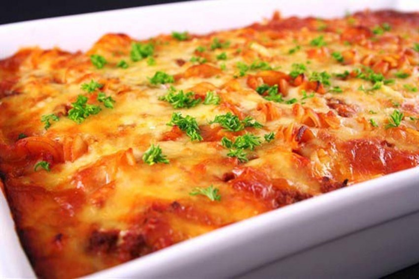 Запеканка с курицей и помидорами