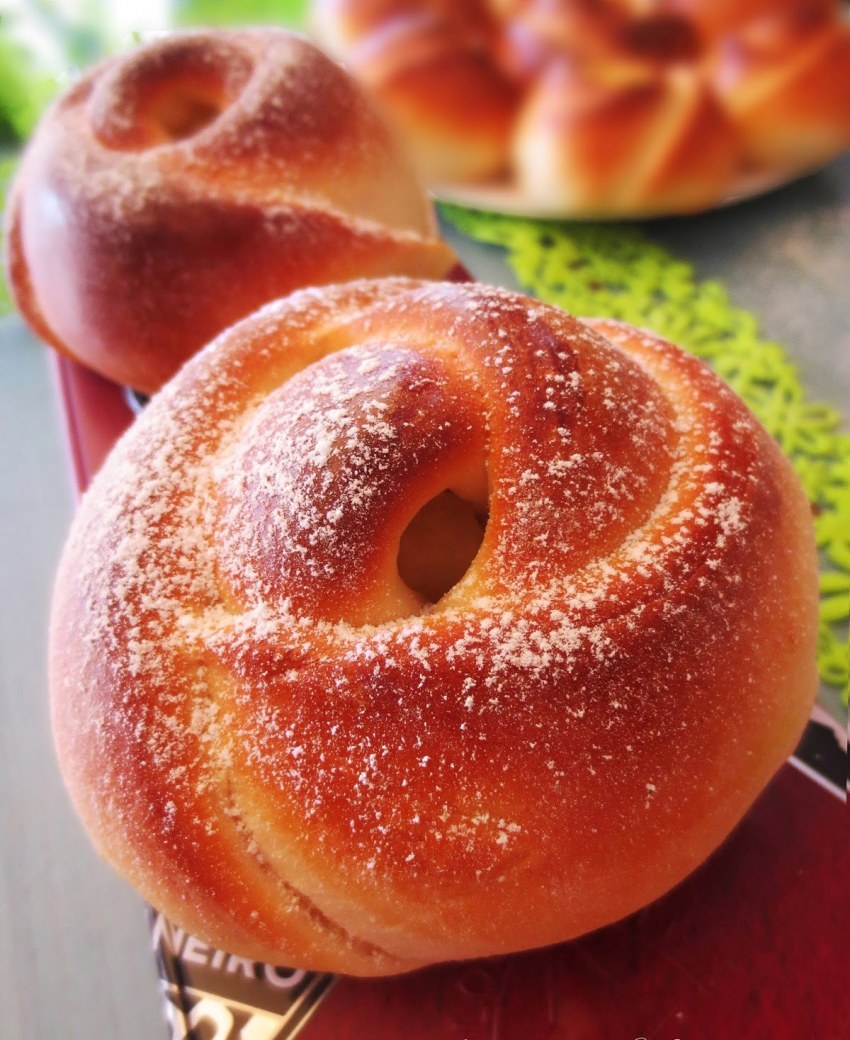 Слоеные сладкие булочки