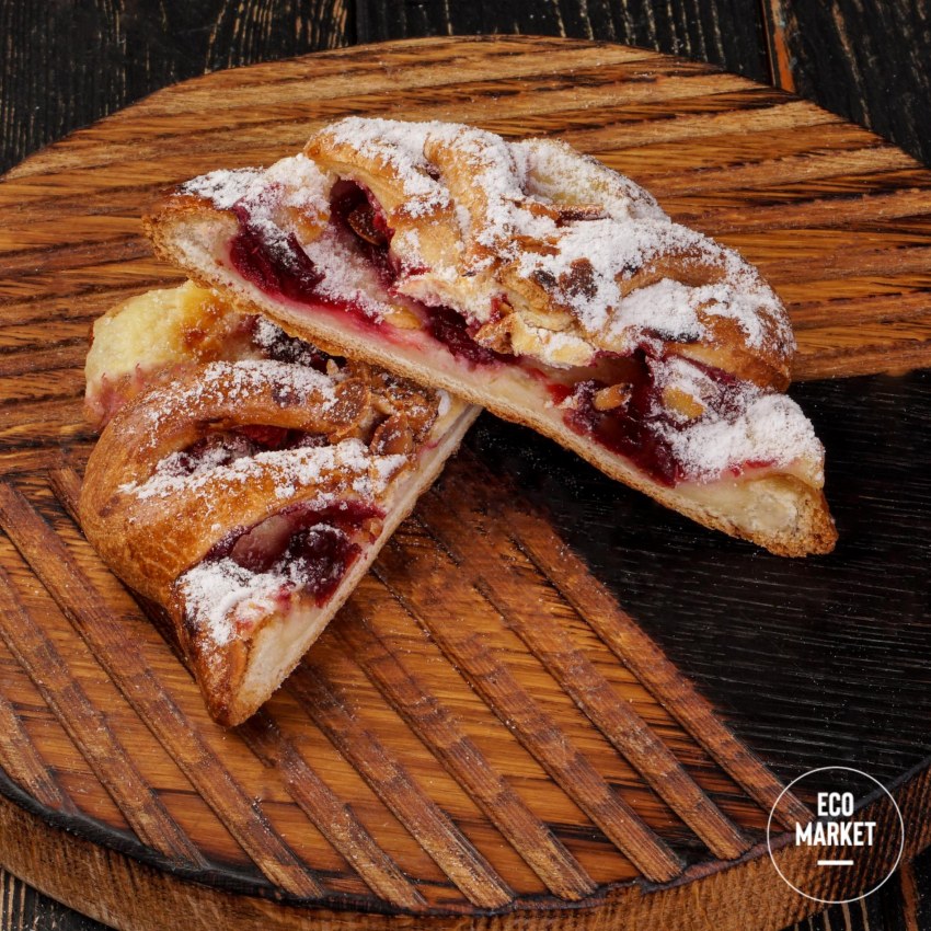 Ржаные булочки с цукатами