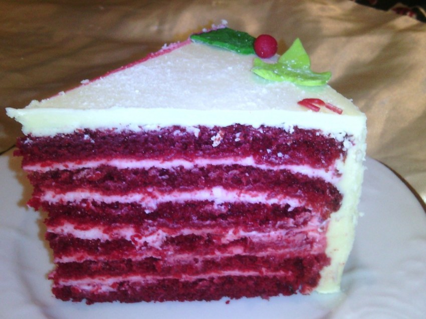 Шоколадный торт с вишневой прослойкой