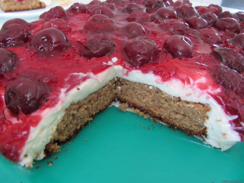 Торт "шоколадный с вишней"