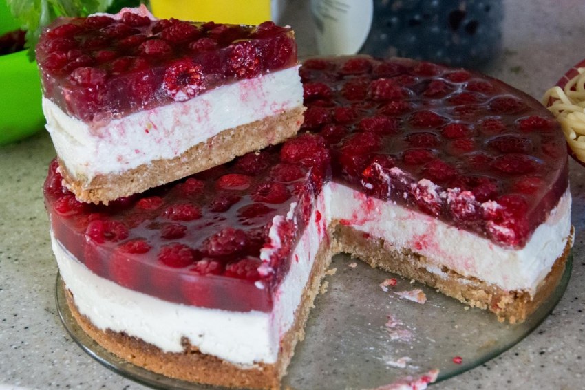 Торт черный лес разрез