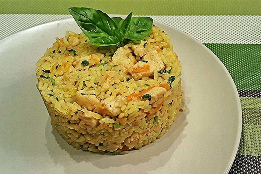 Рис с курицей в мультиварке