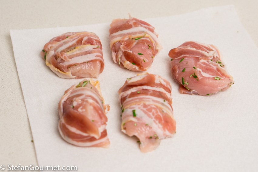 Куриные медальоны с сыром
